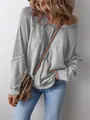 Detailansicht des grauen Damen-Sweatshirts mit Rücknaht und Waffelstrick-Spleißen - S / Oberteile / Hellgrau