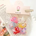 Vista detallada de dijes de poni de resina coloridos para accesorios de cabello DIY - Juego de Imanes Pony Volador/6 Piezas (Con Tarjeta)
