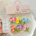 Gros plan de fleurs de pêcher en résine 3D colorées pour l'artisanat et la décoration. - Style Adhésif Sans Trace (Avec En-tête) / Lot de 6