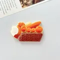 Vista dettagliata di un accessorio cestino del pane in miniatura in resina per fai da te - Portapane