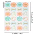 Vista detallada de 24 pegatinas de Thank You en pan de oro con flores y dimensiones - Estilo de Agradecimiento Floral Bronceador (A729)