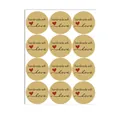 Pegatinas redondas de papel kraft con texto 'handmade with love' y corazón rojo - Estilo Kraft Hecho a Mano con Corazón (A763)