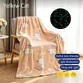 Manta de franela luminosa con lindo gato amarillo y patrón de estrellas de luna - Gato Amarillo / 70*100CM