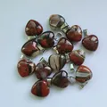 Prachtige collectie van 15mm hartvormige hangers van natuursteen met rode jaspis - Regenboog