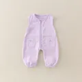 Lila ärmelloser Baby-Strampler aus Baumwolle mit Reißverschluss für Kleinkinder - 73cm / Oberteil Und Unterteil / Lila