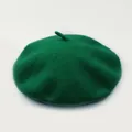 Elegant classic dark green wool beret hat for women, soft felt warm painter cap style - M (56-58cm) / Green Beret