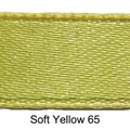 Détail en gros plan d'un ruban de satin double face jaune clair de 3 à 4 mm - Paquet de 900 Yards / Jaune vif