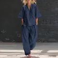 Elegante conjunto de lino azul marino de dos piezas con top de cuello en V y pantalón ancho - S / Top y Pantalones / Azul Marino