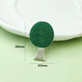 Grüner Baum gestickter Aufnäher für Kleidung DIY Dekoration, kompakte Größe 35x20mm. - Immergrün