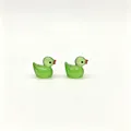 Zwei grüne, durchscheinende, im Dunkeln leuchtende Mini-Enten aus Harz - Kristall Leuchtendes Grün
