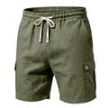 Nahaufnahme olivgrüner Cargo-Shorts aus atmungsaktivem Baumwoll-Leinen-Mix - S / Armeegrün