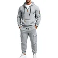 Hochwertiges graues Herren-Set mit Kapuzenpullover und Cargo-Jogginghose Fitness - M / Oberteil und Hose / Hellgrau