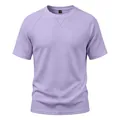 Gros plan sur un t-shirt gaufré lavande pour homme avec manches raglan et tissu respirant - S / Hauts / Mauve Clair