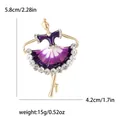 Elegant ballerina brooch with purple enamel and rhinestones, measures 5.8cm height. - 5.8x4.2cm / Purple