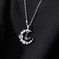 Zilveren halsketting met schitterende maan, blauwe steen en vlinder hanger detail - Vlinder Maan Stijl (Eenvoudige Verpakking)