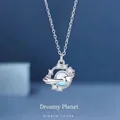 Dromerige hemelse planeet ketting met zilveren ketting en blauwe steen in SKU-variant - Eenvoudige Verpakking / Dromerige Planeet
