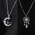 Elegante zilveren ketting met maan, vlinder en dromenvanger hanger voor vrouwen - Vlinder Maan & Dromenvanger Stijl (Geschenkdoos)