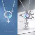Sierlijke hemelse ketting met zilveren ster- en maanvormige hangers met kristallen - Geschenkdoos / Stermaan droomjacht + Ster-maan universum