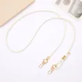 Verstelbare witte gevlochten lederen riem met gouden karabijnsluitingen voor tassen. - K4018 Verstelbare Crossbodyketting Van Pu-leer Met Koord Wit / Crossbody ketting