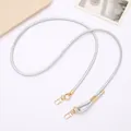 Verstelbaar zilver gevlochten lederen telefoonkoord met gouden karabijnsluitingen - K4022 Verstelbare Crossbodyketting Van Pu-leer Met Koord Zilverkleurig / Crossbody ketting