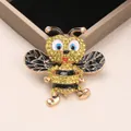 Lindo broche de abeja de dibujos animados con pedrería amarilla y esmalte negro - Estilo Abeja de Dibujos Animados Negro / Negro