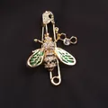 Elegante vintage gouden bijenbroche met groene emaille vleugels en fonkelende strass-stenen - Groene Oliedruppel Speld Honingraat Stijl (J8-5-1372)