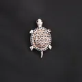 Eleganter roségoldener Schildkröten-Brosche mit dunkelblauen Kristallen für Kleidung. - Roségold Dunkelblau Strass Meeresschildkröte (M4-3-1636) / Roségold + Dunkelblau