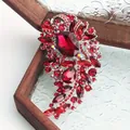 Elegante vintage luxe broche met levendige rode kristallen in een zilverkleurige zetting - Dieprood Kristal Bloem Stijl