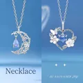 Elegante zilveren kettingen met delicate maan- en hartbloem-hangerontwerpen - Floating life, water moon + joyful heart / Eenvoudige Verpakking