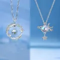 Elegante silberne Halsketten mit Federkreis und Planet-Mond-Stern-Anhängern für Damen - Feder und Aurora Universum Stil / 2 Stück/Set