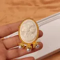 Elegante vintage barokke camee feeënbroche met gouden montuur en pareldruppels - Franse Vintage Cameo Stijl (SMT1005005925508747)