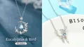 Elegante zilverkleurige ketting met maan- en vogelhanger met blauwe edelsteen SKU - Eenvoudige Verpakking / 2-delige set / Blauwe Eucalyptus Vogel & Maan