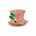 Rote strassbesetzte Kleeblatt-Hut-Brosche mit goldfarbenem Finish für Damen-Accessoires - Rot
