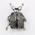 Broche coccinelle avec cristaux bleu marine et strass gris sur base en alliage argent - Argent antique et bleu foncé