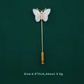 Spilla a bastoncino con farfalla barocca vintage, 6.2x2cm, 3.2g su sfondo verde - Spillone a Farfalla