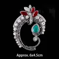 Broche baroque vintage avec cristaux rouges et verts, 6x4,5cm - Style 15