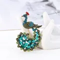 Elegante pauwenveer brochespeld met levendige groene en blauwe strass-steentjes - Vintage Goud Blauw Groen Meerkleurige Stijl (21) / Universele Specificatie