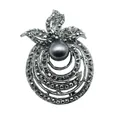Detailansicht einer Brosche im Vintage-Stil mit dunkler Perle und schwarzen Strasssteinen - Schleife Dreifacher Bogen Stil (F-08) / Gunmetal
