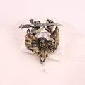 Spilla pirata vintage dettagliata con finitura in oro antico e goccia di cristallo - Stile Pirata Bronzo (L2-4-2854)