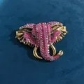 Broche de elefante vintage en oro con brillantes pedrería rosa para moda de mujer - Cabeza de Elefante (Sm02) / Dorado