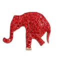 Prachtige vintage olifant broche met levendige rode steentjes op een gouden legering basis - Olifantenkop (Sm08) / Rood