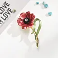 Elegant red enamel flower brooch with green leaf and sparkling crystal center for women - Red Gradient Flower With Rhinestone (AL669301365390)