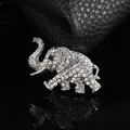 Vintage zilveren olifant broche volledig bezet met fonkelende heldere strasstenen - Volledig Diamanten Witte Olifant (21) / Zilver