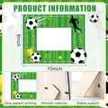 Voetbal thema houten fotolijst 10x8 inch met groen veld patroon en bureau standaard. - Extra Grote Voetbal Decoratieve Fotolijst (Custom 16)