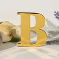 Decoratieve letter B van goud spiegelend acryl voor het interieur en wanddecoratie - Letter B / 5mm Houten Plank + 1mm Acryl / Goud