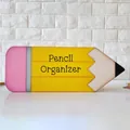 Einzigartiger Schreibtisch-Organizer aus Holz in Bleistiftform, Gelb und Rosa - Stil B Organizer / 26.7x10x6.3cm / Gelb