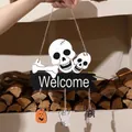 Halloween Holz Willkommensschild Dekoration mit Totenkopf Geist und Kürbis Anhängern - Skelett Welcome Schild / 27*20.5cm