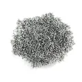 Detaillierte Draufsicht auf silberne 1 mm Perlmutt-Blütenstempel für DIY-Kunstblumenhandwerk - 1 Bündel / Ca. 4000 Stück / Silber