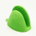 Green silicone heat resistant pinch mitt kitchen pot holder anti slip baking oven glove - Green