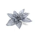 Nahaufnahme einer silbernen Glitzer-Kunstblume für die Weihnachtsbaum-Dekoration zu Hause - 9cm / Silber